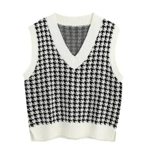 Ares - Houndstooth Knitted Sweater Vest