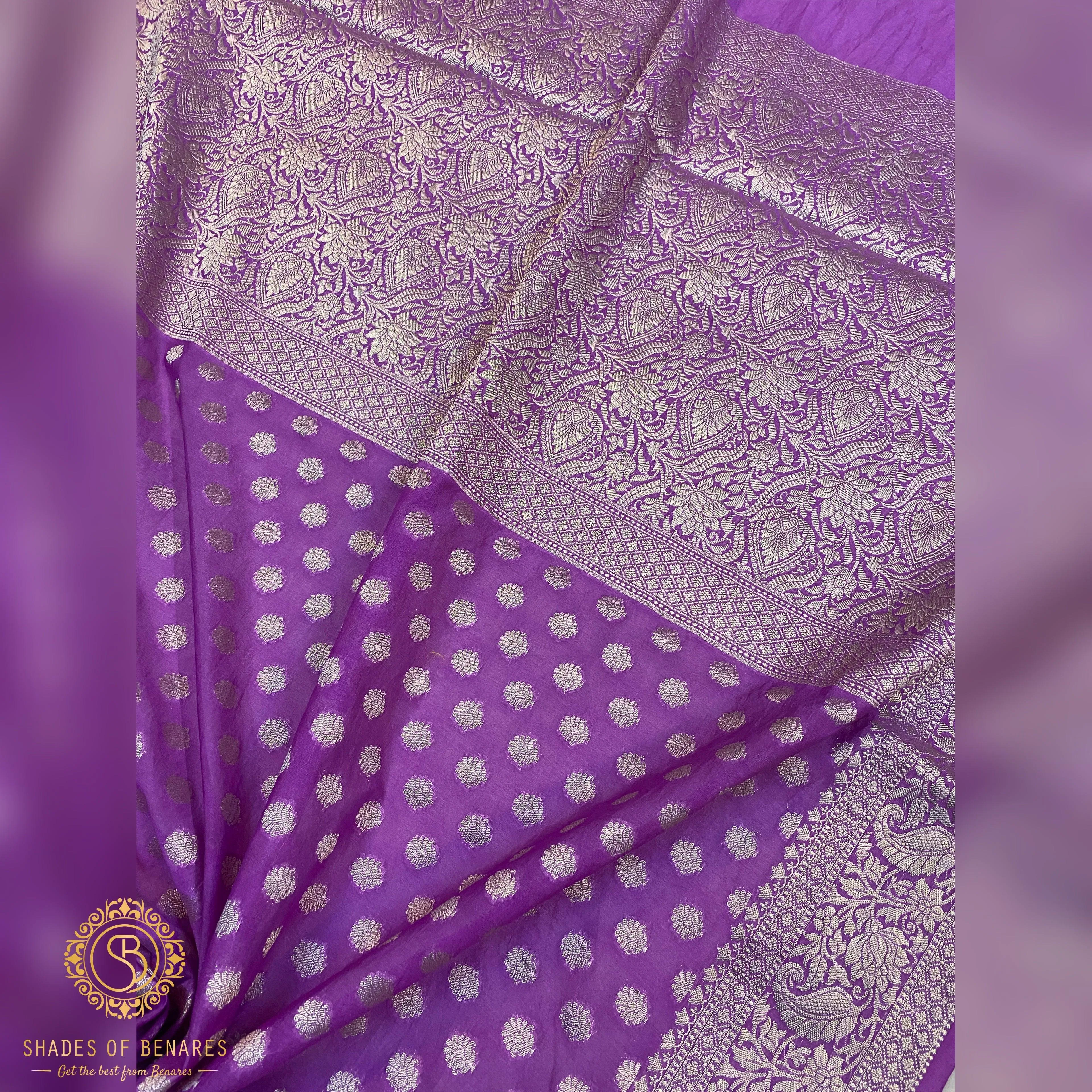Enchanting Light Purple Handloom Georgette Banarasi Sari: A Versatile Wardrobe Essential