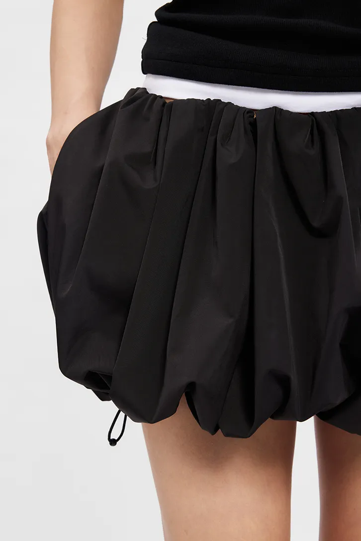 Preppy Mid-Rise Bubble Skirt